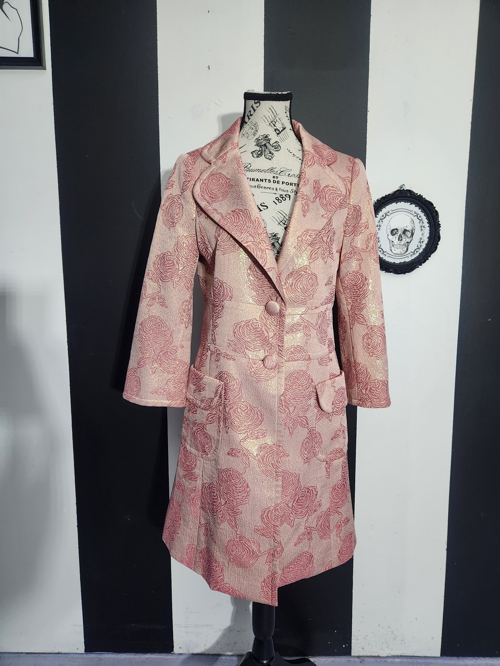 Banana Republic Pink Rose Brocade Trench Coat - Picture 3 of 9